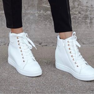 Lulu’s White High Top Sneakers